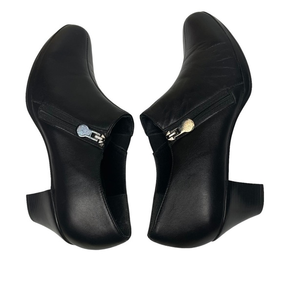 Munro American Taylor Black Leather Ankle Booties Side Zip Women's Size 6N (AA) - Picture 9 of 16